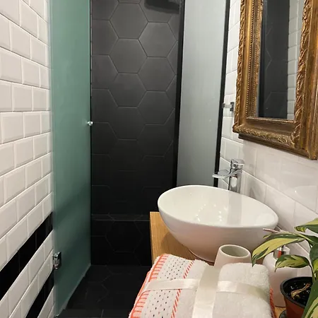 Cozy Tiny In The Heart Of Plaka Apartamento *